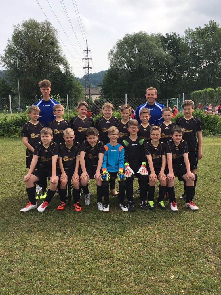 U13